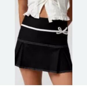 Motel Rocks Black and White Skater Mini Skirt NWT